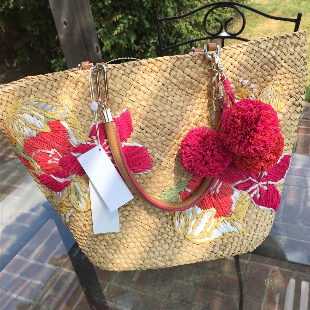 Trina Turk straw tote🌺💐🌷🌹